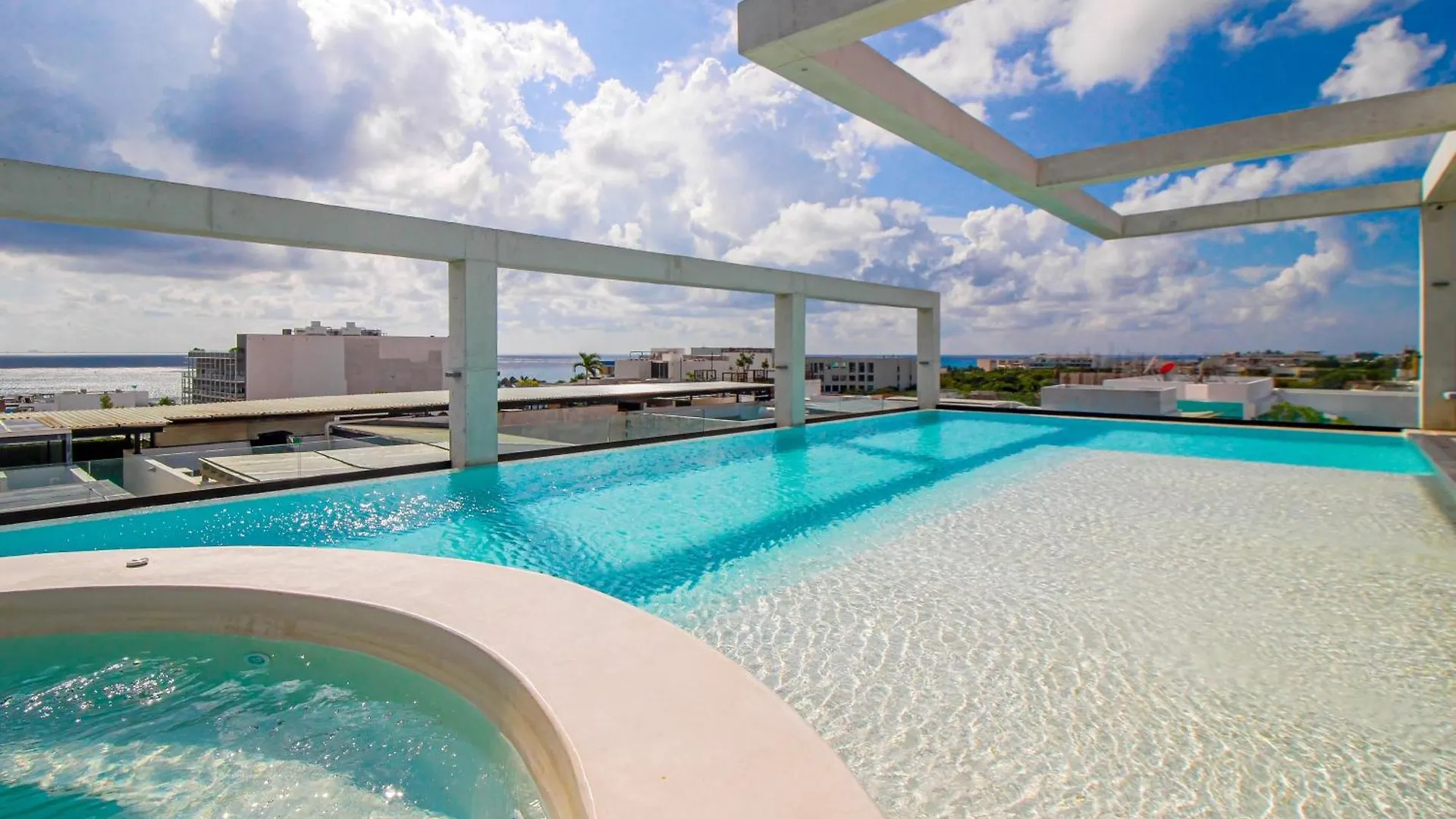Ceren Luxury Apartments # 503A Playa del Carmen Mexico