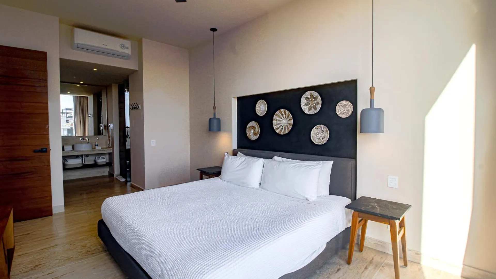 Ceren Luxury Apartments # 503A Playa del Carmen