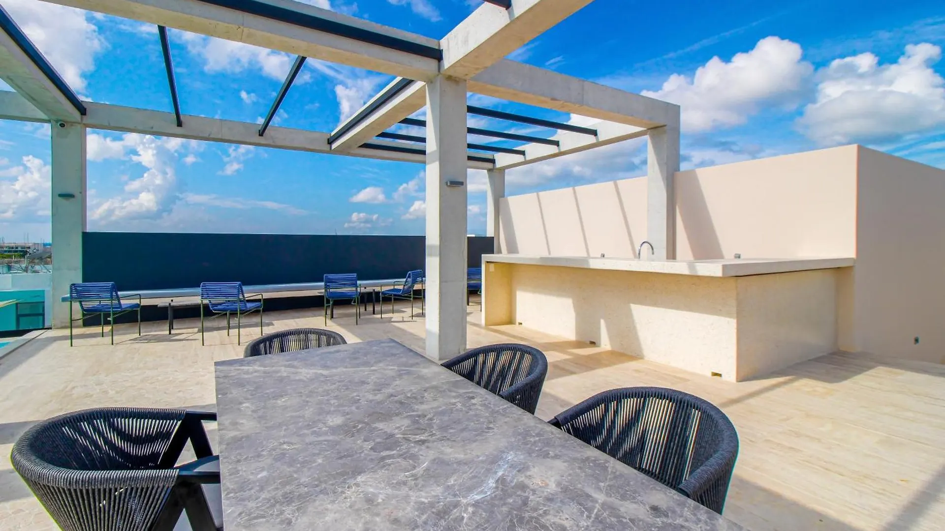 Ceren Luxury Apartments # 503A Playa del Carmen Mexico