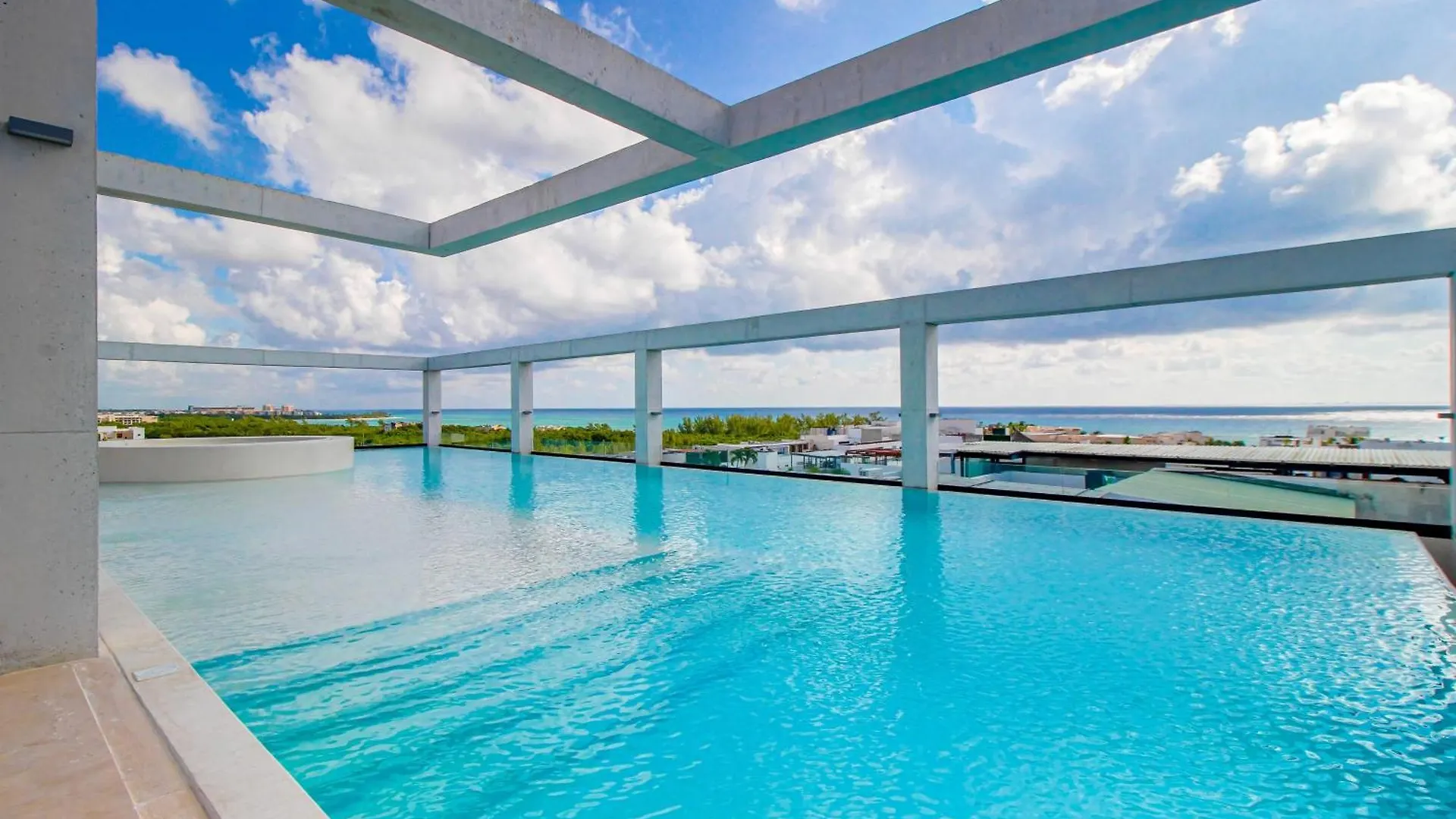 Ceren Luxury Apartments # 503A Playa del Carmen