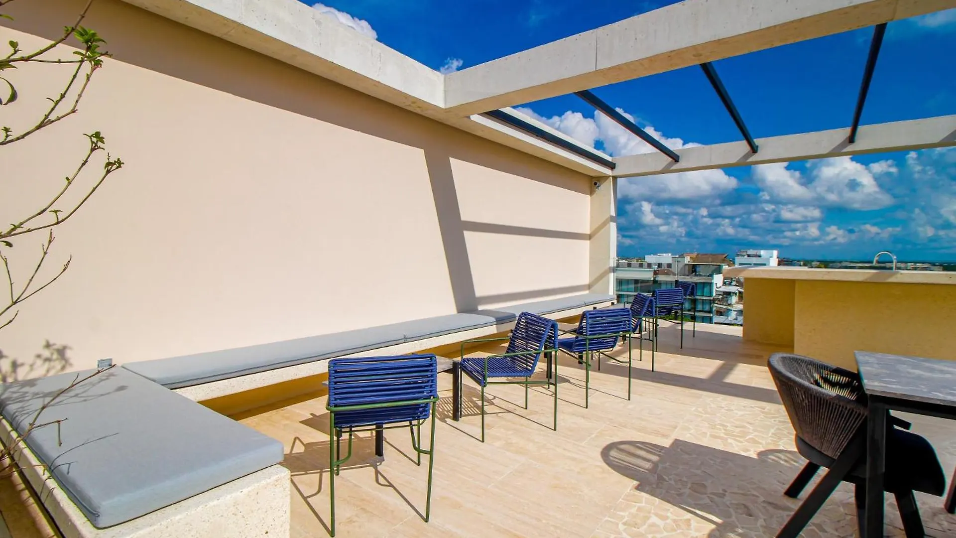 Ceren Luxury Apartments # 503A Playa del Carmen
