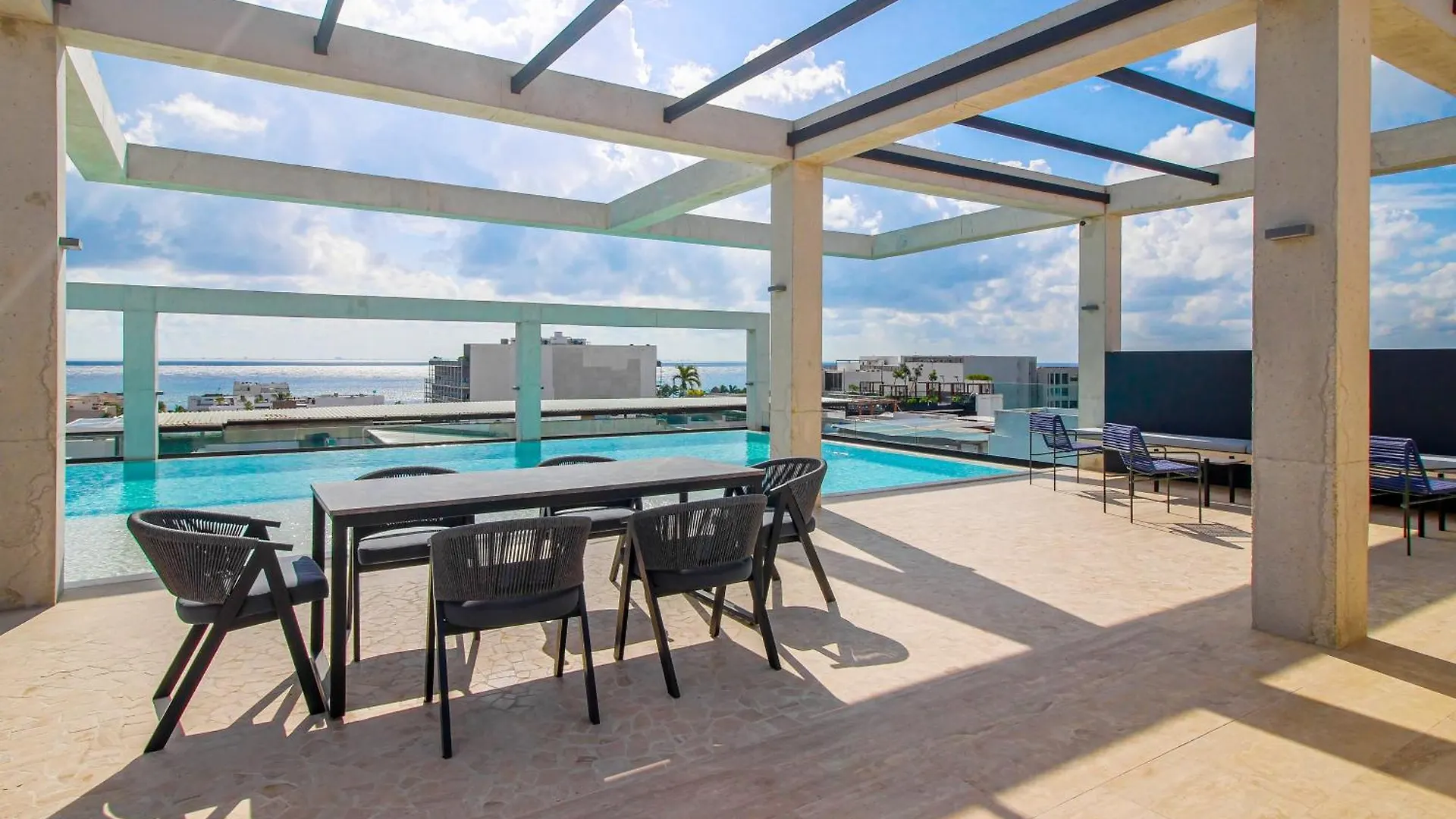 Ceren Luxury Apartments # 503A Playa del Carmen